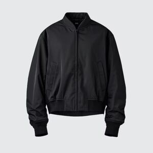 NWOT Uniqlo Water Repellant Bomber Jacket - Black - Large